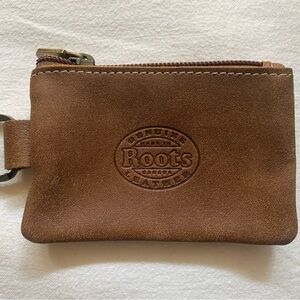 Roots Canada coin purse / keychain